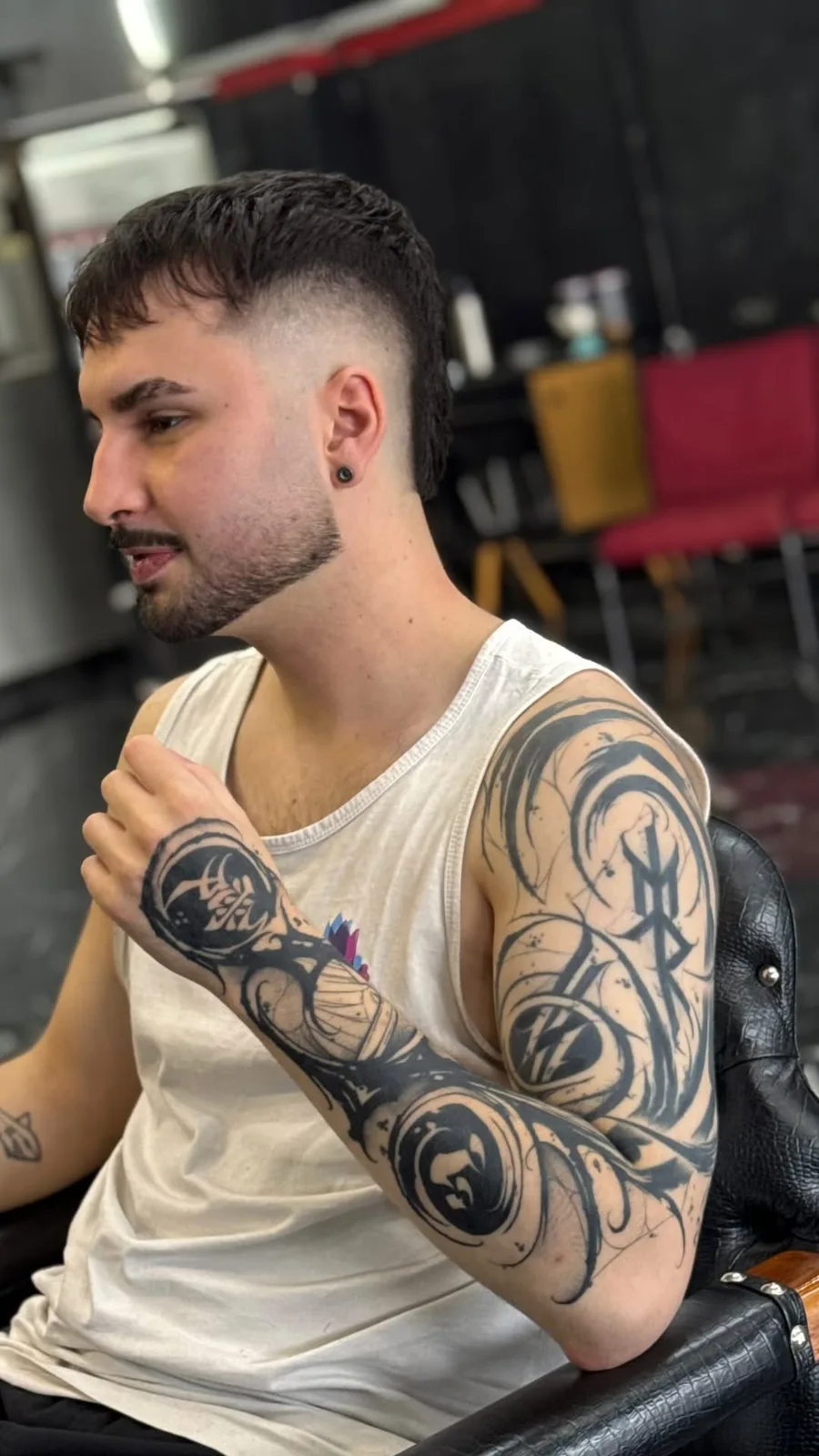 Corte degradê com franja texturizada